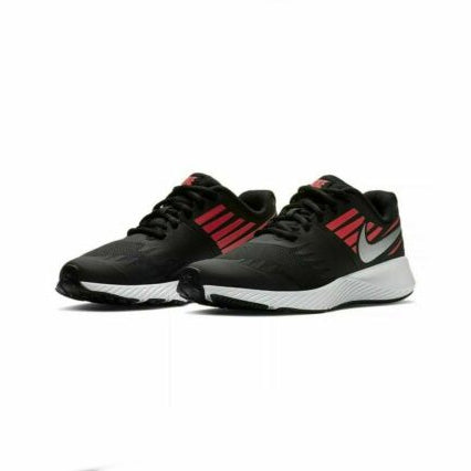 Nike Star Runner Older Kids' Running Shoe Black / Metallic Silver-Racer