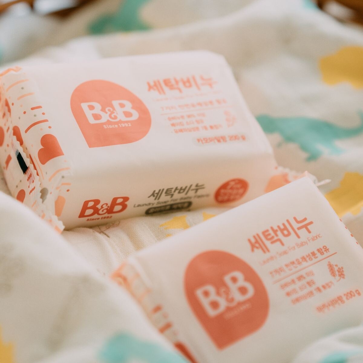 B&B LAUNDRY SOAP FOR BABY FABRIC 200G (CHAMOMILE)