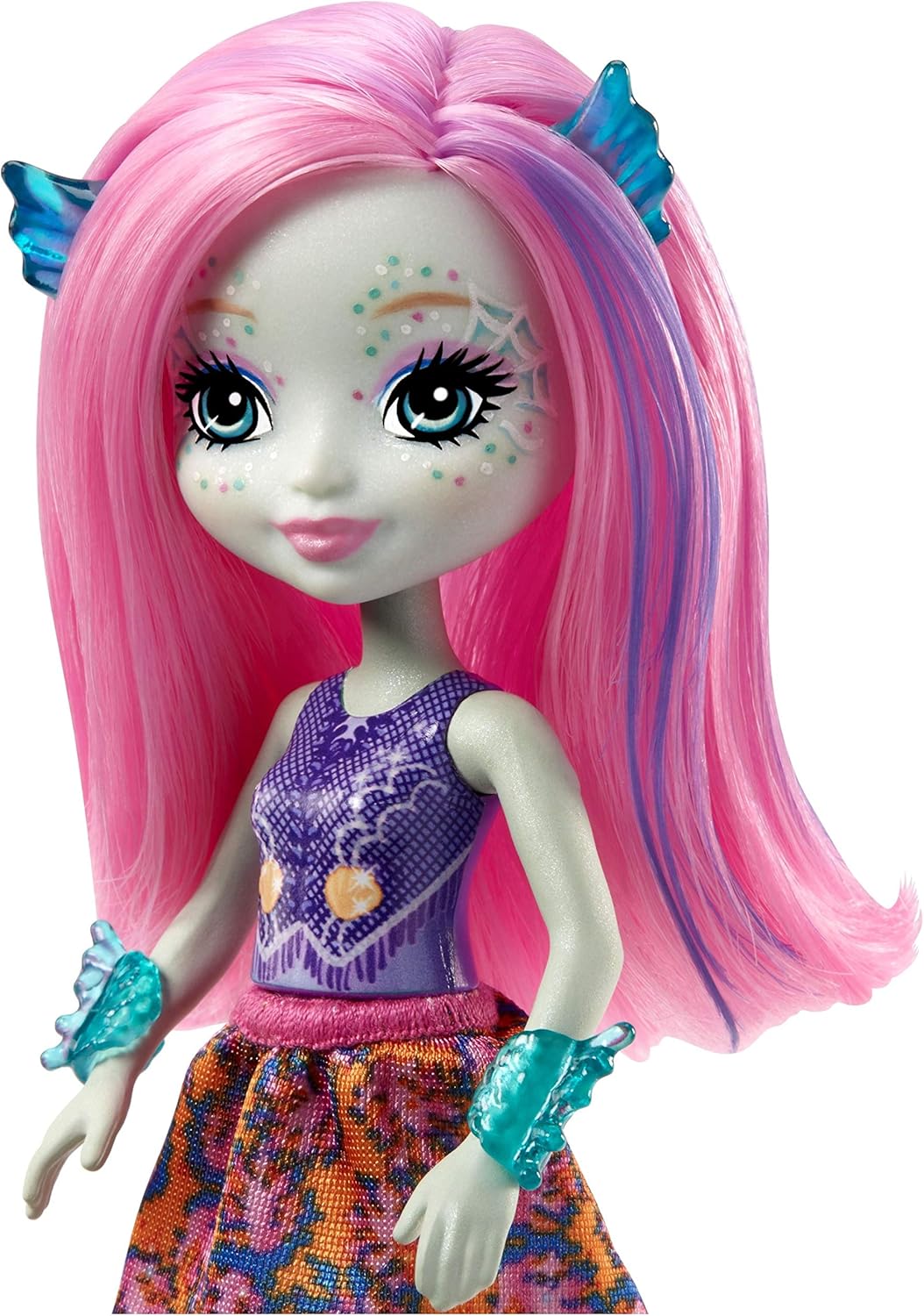 Enchantimals Sandella Seahorse, Friends And Western-Styled Coach Doll & Playset