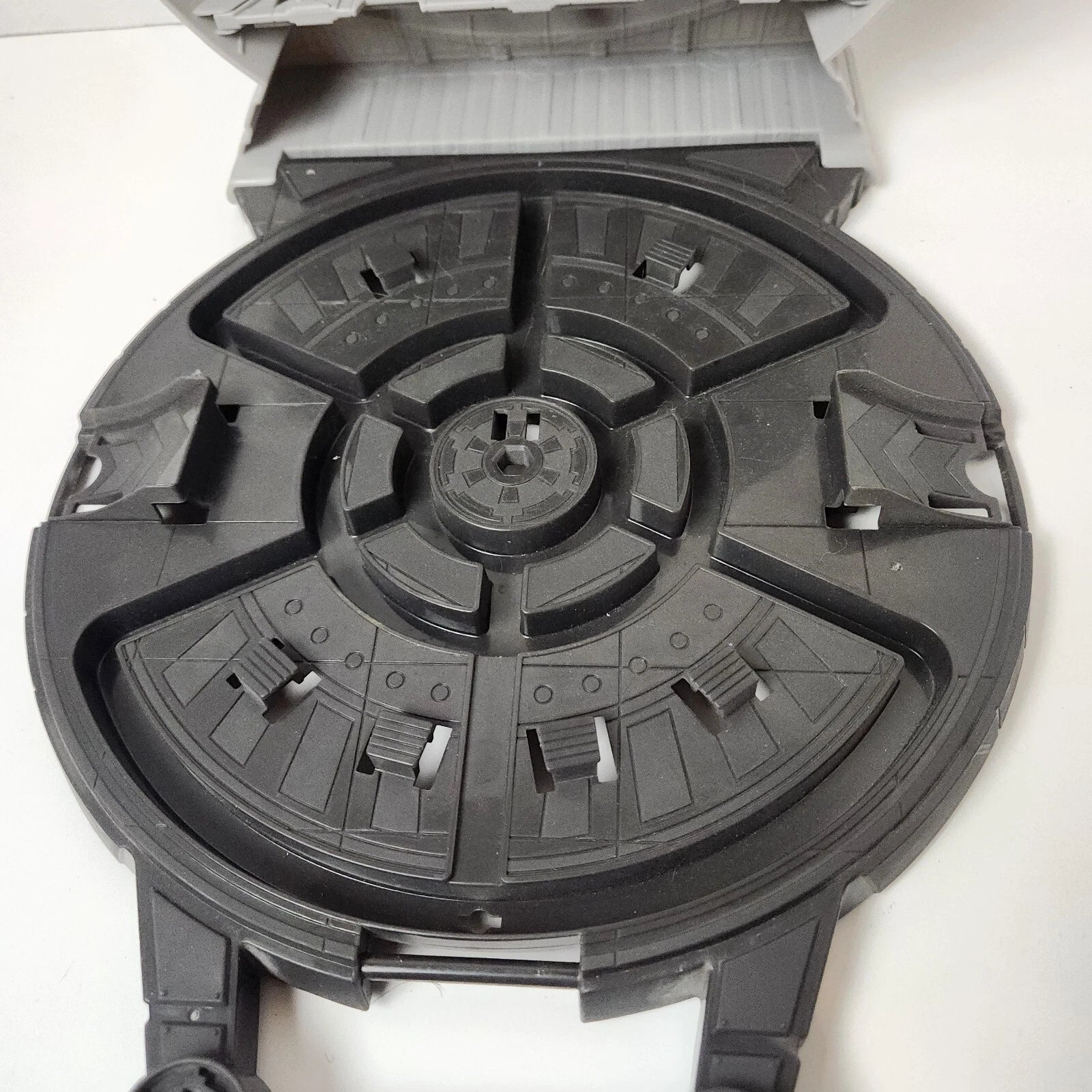 Hot Wheels Star Wars Death Star Play Case