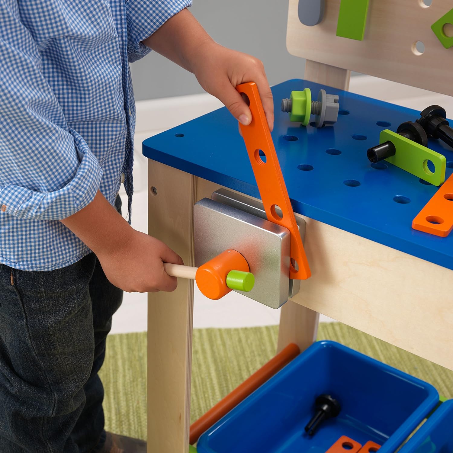 Kidkraft Deluxe Workbench With Tools