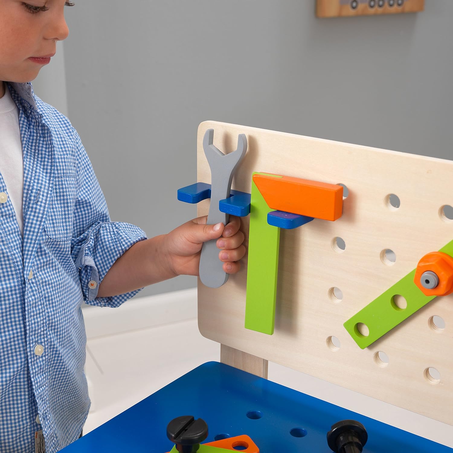 Kidkraft Deluxe Workbench With Tools