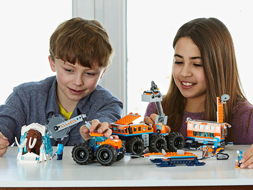 Lego City Arctic Mobile Exploration Base