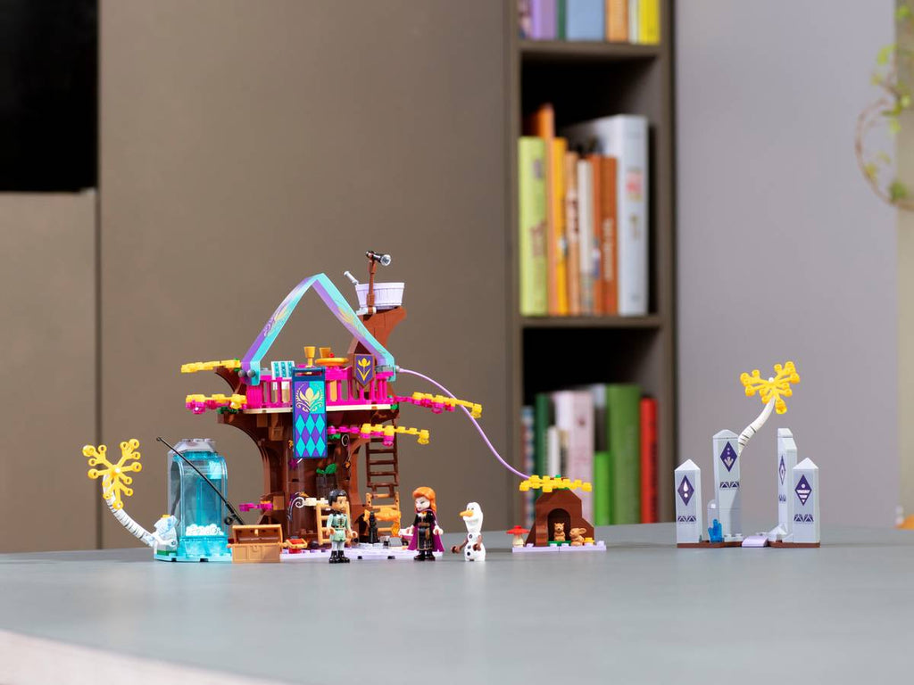 Lego Disney Enchanted Treehouse