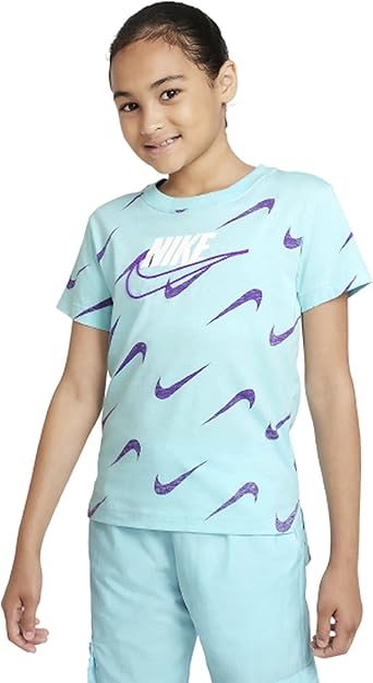 Nike Sportswear Big Kids' (Girls') T-Shirt