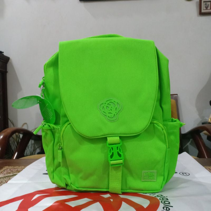 Smiggle Neon Bag Backpack Park Col Bop Green