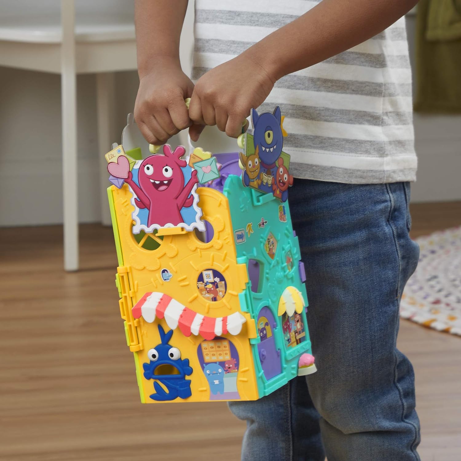 Uglydolls Uglyville Unfolded Main Street